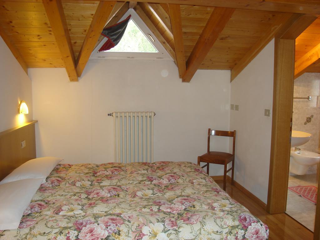 Appartamenti Villa Maria Canazei Camera foto